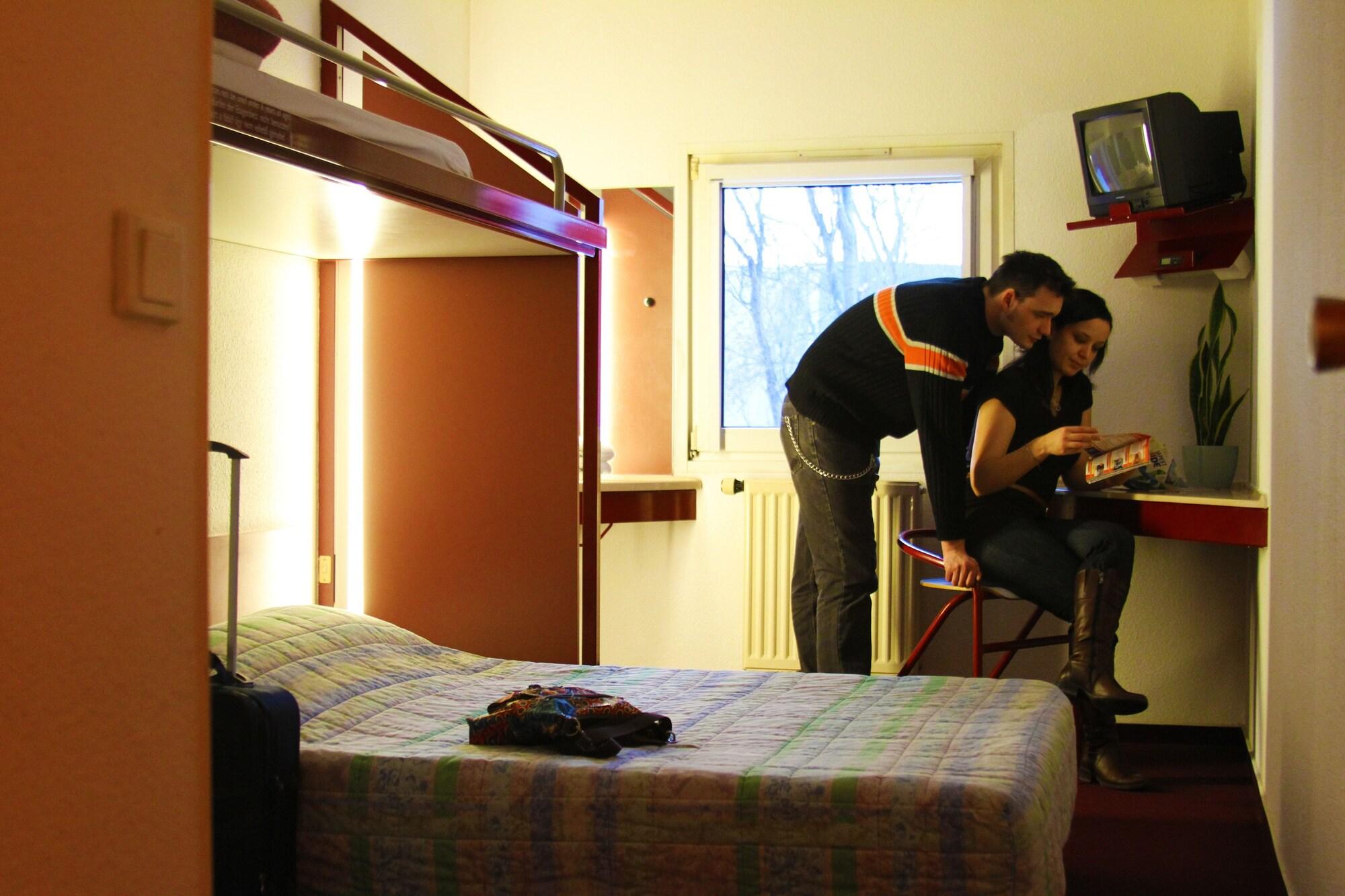 Drive Inn Hotel Törökbálint 外观 照片